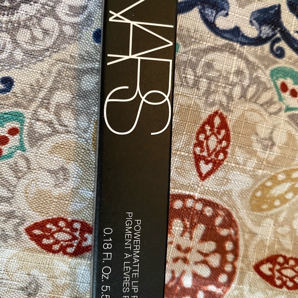 NARS lip pigment